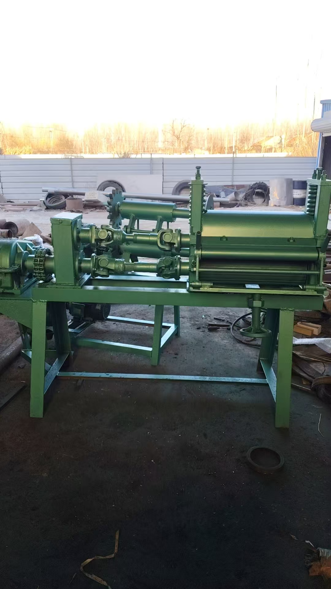 How Can Factory‑Direct Rubber Cracker Blades From Xinzhe Tools Cut Your Recycling Operating Costs?