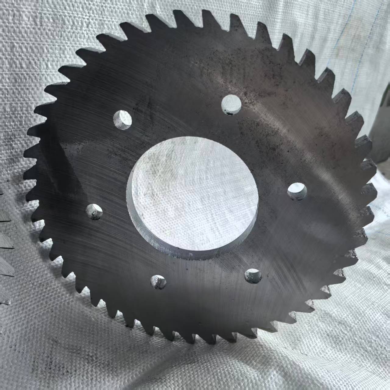How Have Xinzhe Tools’ Optimized Cracker Blades Won Trust Across Southeast Asian Rubber Recyclers?