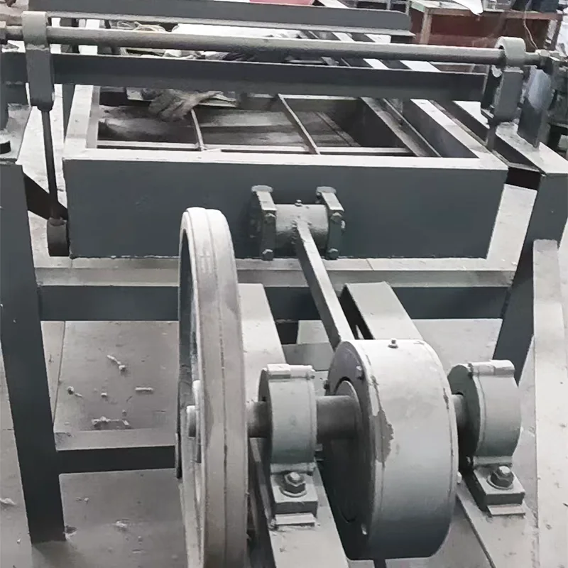 Universal Joint Driven Large-Amplitude Vibrating Screen Universal Joint Driven Large-Amplitude Vibrating Screen